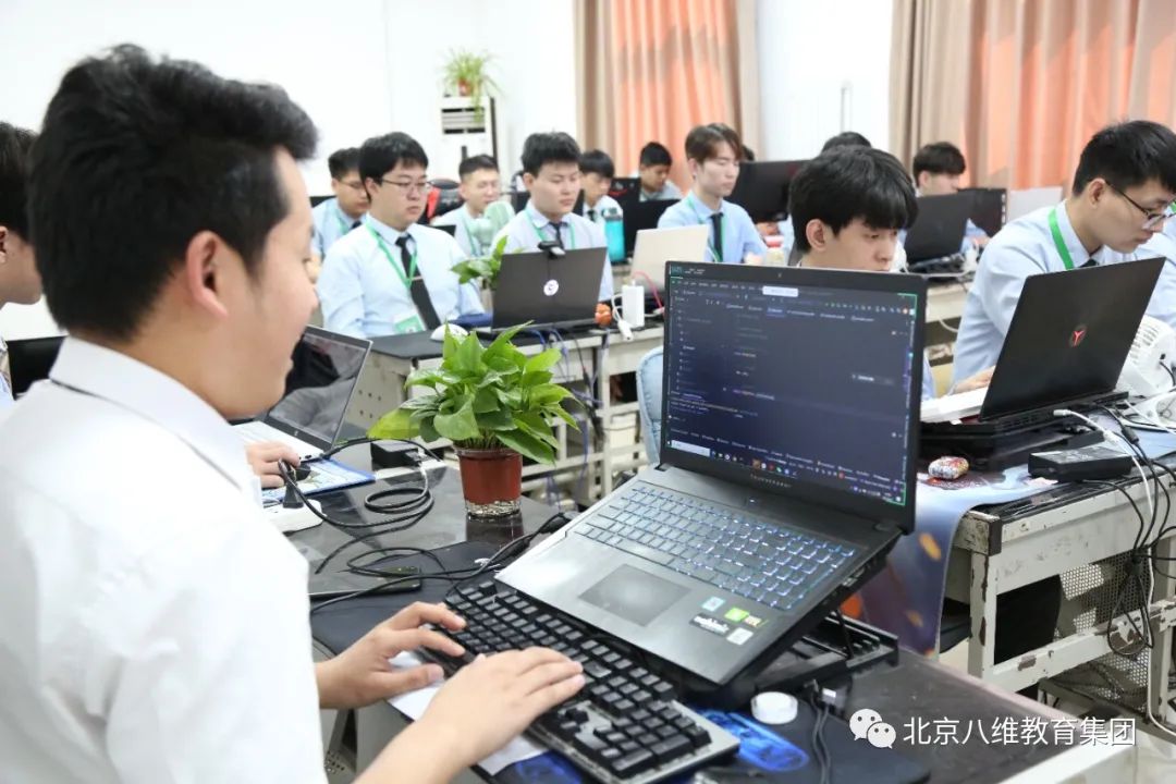 学习Python技术掌握爬虫技术提升工作效率